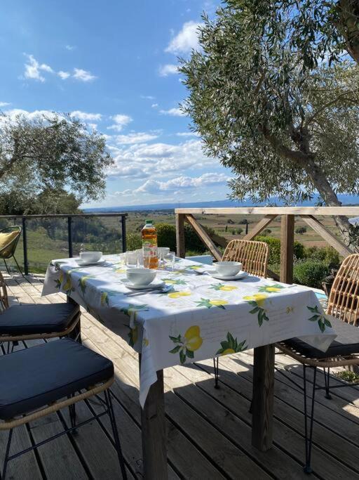 Neuve Romantique Montbrun-des-Corbieres Exterior photo